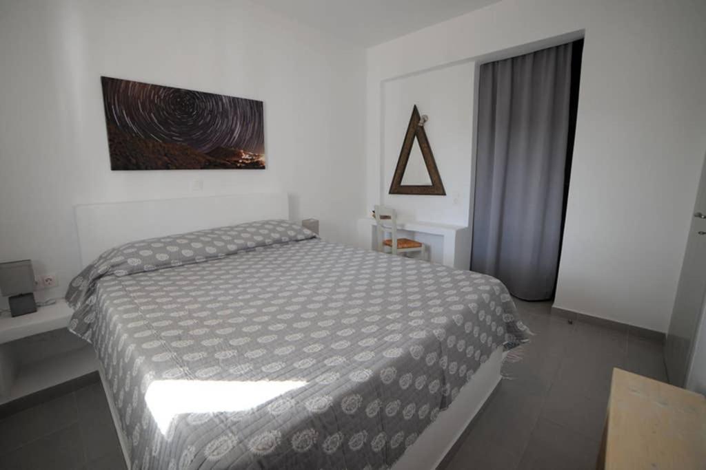 Mariannas House Apartment เนาซา ภายนอก รูปภาพ